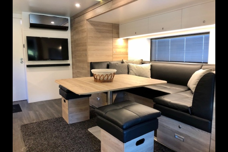 paul_sannen_motorhome_stx_grey_11